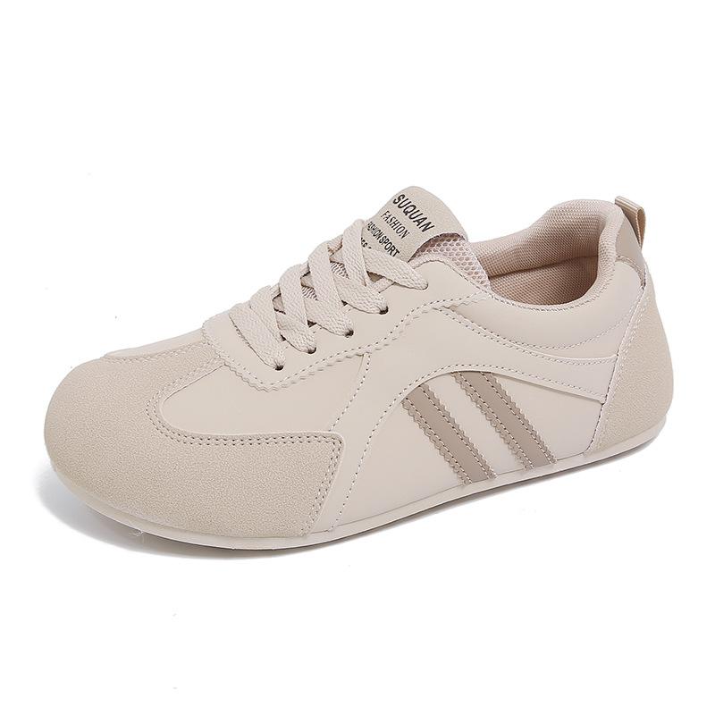 

K3910 German training little white shoes women s 2025 autumn ins Korean version heightening new student running sports break 35