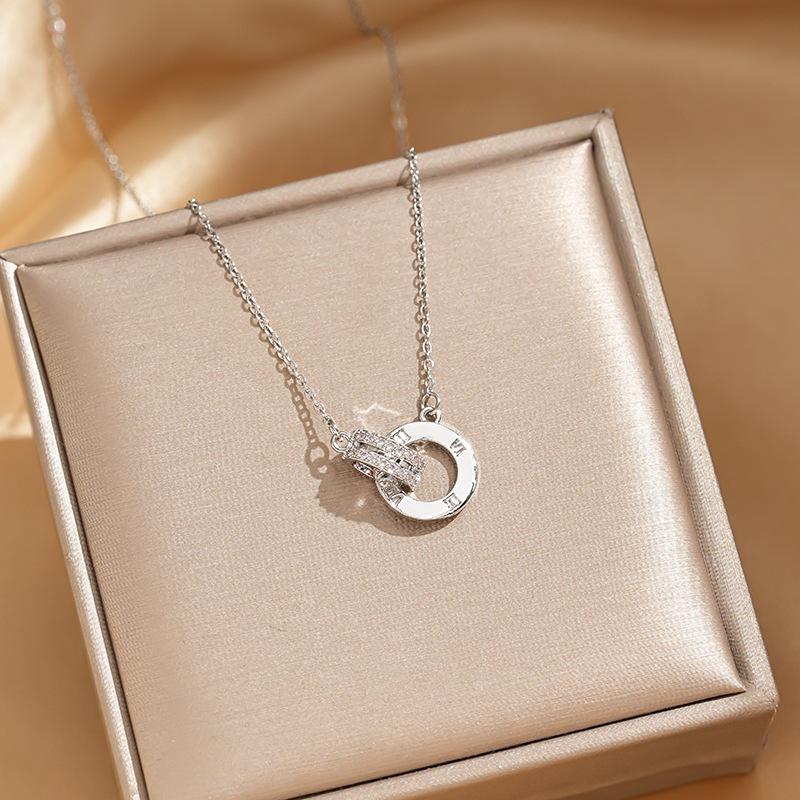 Exquisite French Minimalist Double Ring Diamond Clavicle Necklace for Women