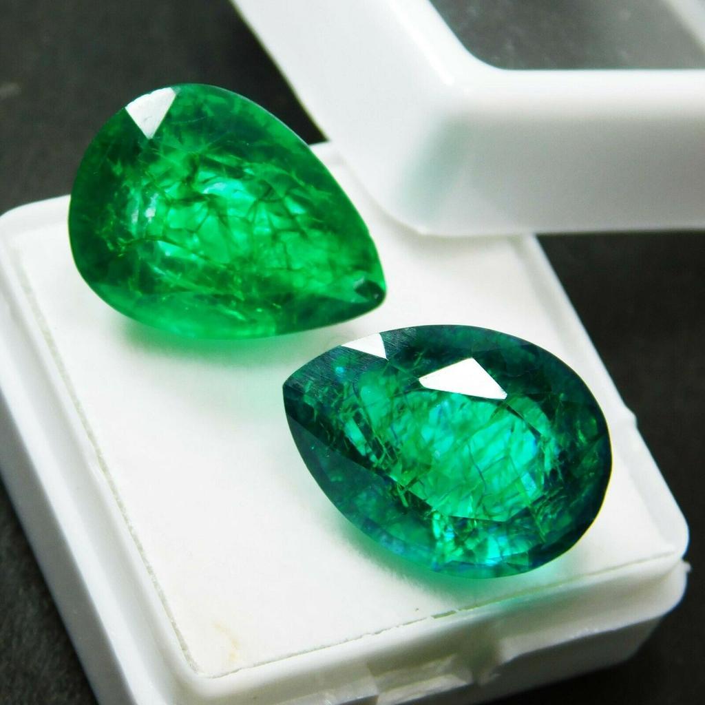 18.52 Ct Pear Cut Natural Green Emerald CERTIFIED Colombian Loose Gemstone Pair m-25 005 002