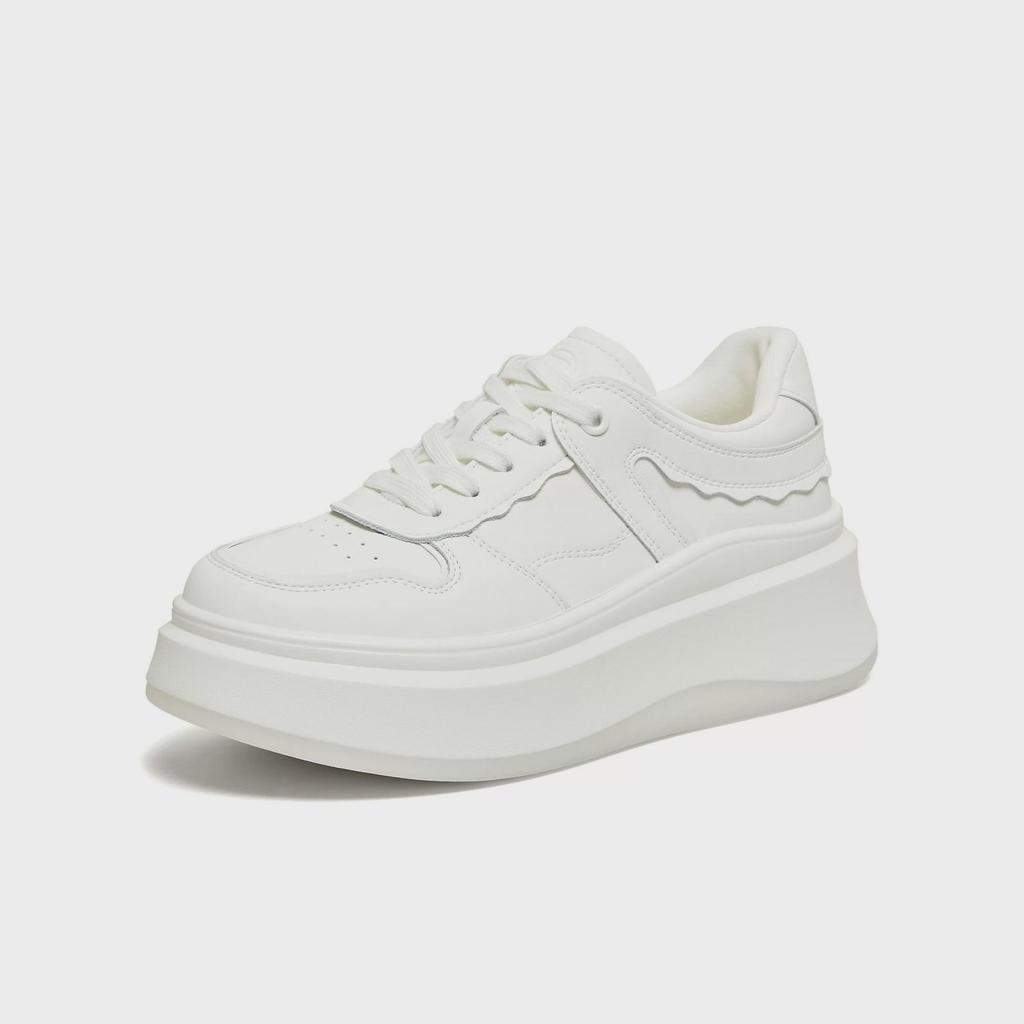 Tata Women's White Whale Sneakers, Thick Sole, Lace-Up