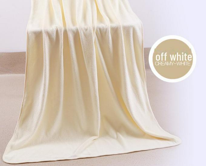 Absorbent Large Bath Towel for Adults, Ideal for Beauty Salons, Bed Making, Swimming, and Beach - 70*140 Cm