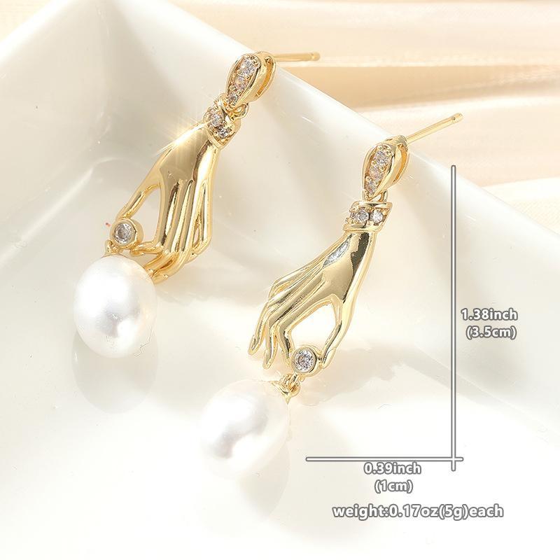 Creative Design Hand With Imitation Pearl Dangle Earrings For Women Trendy Personality Accessory Daily Party Temperament Jewelry