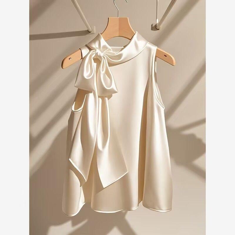 Französische Champagnerfarbene ärmellose Satinbluse mit Schleife für den sommerlichen Freizeitlook