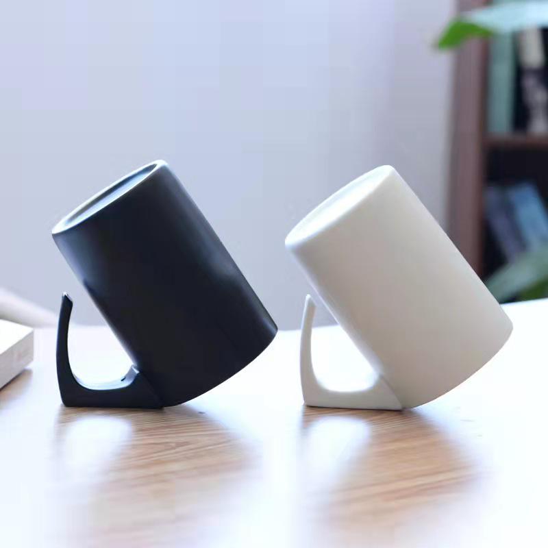 Custom Logo Ceramic Mug: Creative Inverted Design for Hotel Bathroom or Souvenir Gift