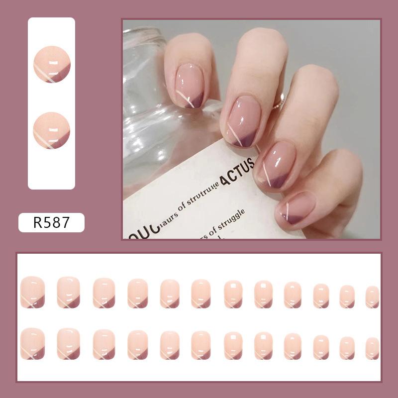 24Pcs Cute  False Nails Patch Artificial Press On Wearing False Nails Detachable Fake Fingernails Full Cover Nail Tips