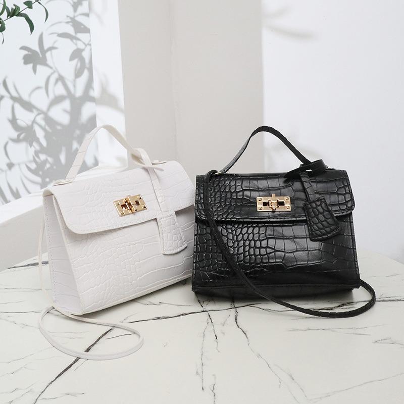 Versatile Trend Crocodile Pattern Shoulder Crossbody Small Square Bag Fringed Lock Women's Bag
