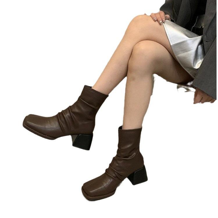 Short thin boots 2024 new thick heel short boots Internet celebrity square head Martin boots women's fashion versatile spring and autumn single boots