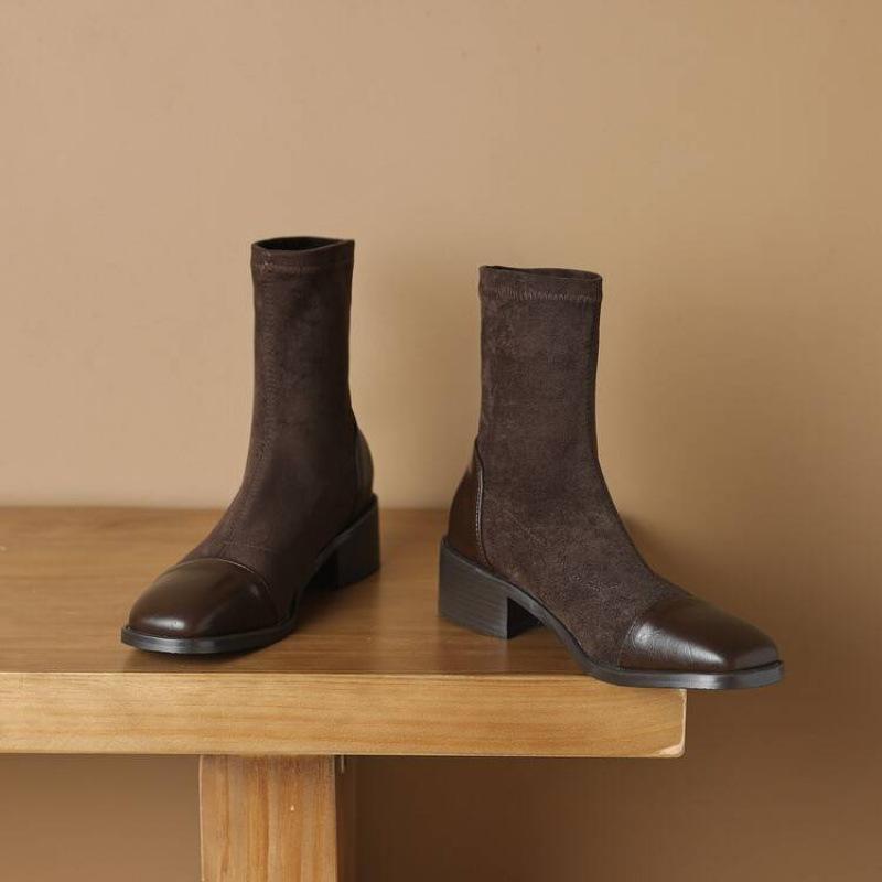 Herbst und Winter Mittelhohe Wildleder Ritterstiefel Damen Bequem Ärmel Quadratischer Absatz Lederstiefel Koreanische Version Quadratische Spitze Gummisohle Med