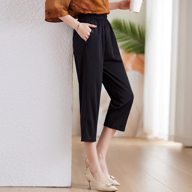 Women's Plus Size Elastic Waist Capris