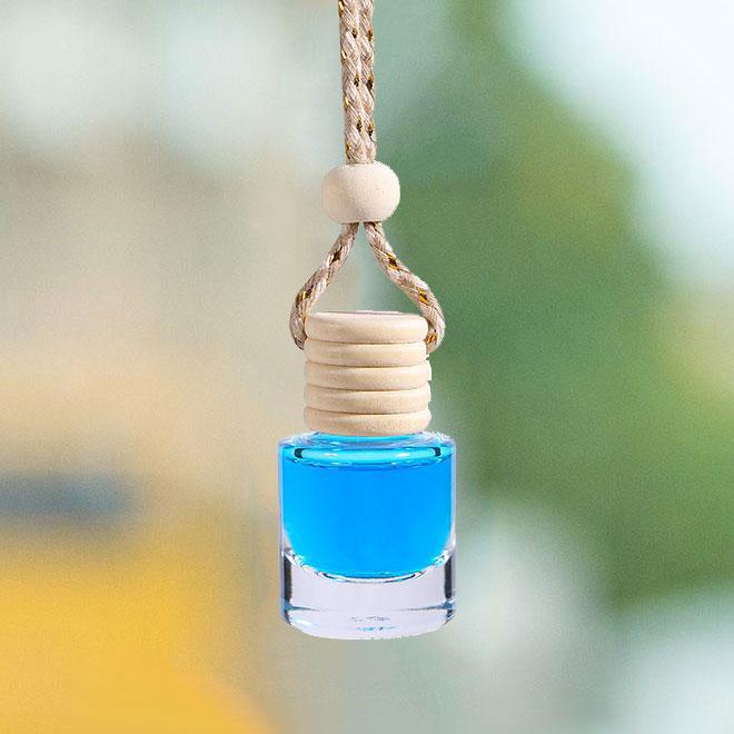 

Elegant Car Air Freshener Pendant - Long-lasting Light Fragrance & Odor Removal