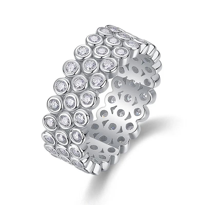 Huitan Delicate Women Ring Inlaid Shiny Round Cubic Zirconia for Party Daily Female Accessories Fashion Wedding Chic Jewelry
