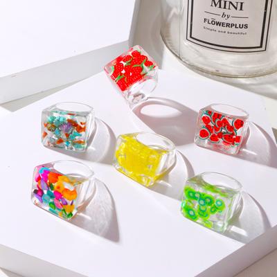 Evropská a americká módní bižuterie Bohemian Transparent Resin Fruit Square Ring Dámský akrylový prsten