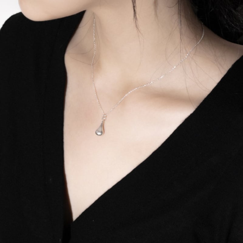 

Kiee Oshimu (Silver 925) 1009 Drop Necklace 1009 Drop Necklace