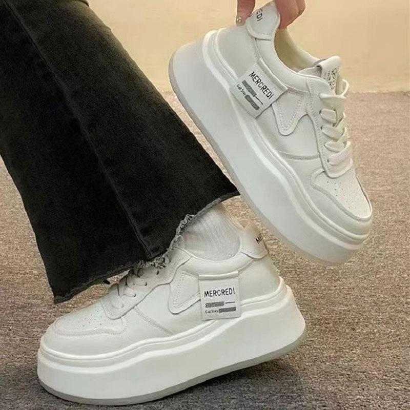 Popular little white shoes, small people show height and thick baseplate shoes, women's new spring niche design sports shoes in 2025