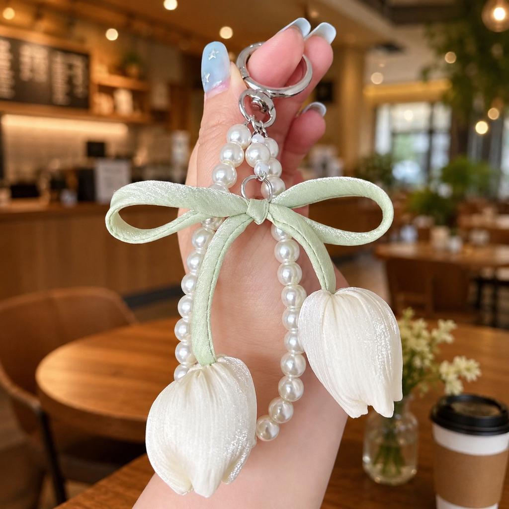 Fresh Tulip Beaded Wrist Strap Bowknot Pearl Elegant Fabric Flower Phone Lanyard Sweet Bag Pendant Key Chains Bag Charm