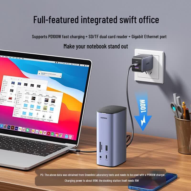 UGREEN Type-C Vertical Desktop 4-Screen HDMI Docking Station CN plug (adapter included)
