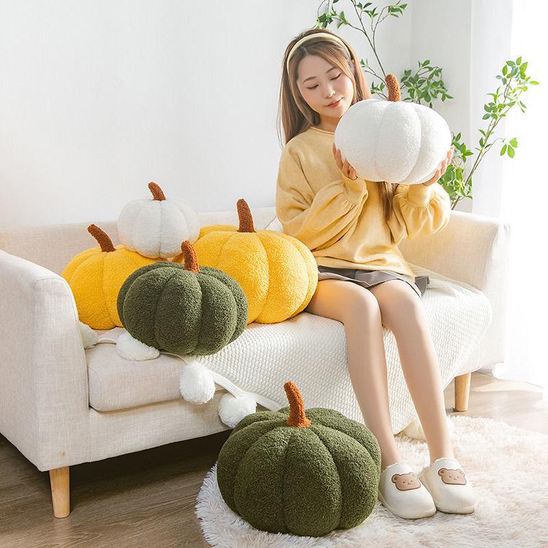 Stylish Pumpkin Pillow for Living Room, Bedroom, or Bay Window - Perfect Decorative Ornament and Gift for Women