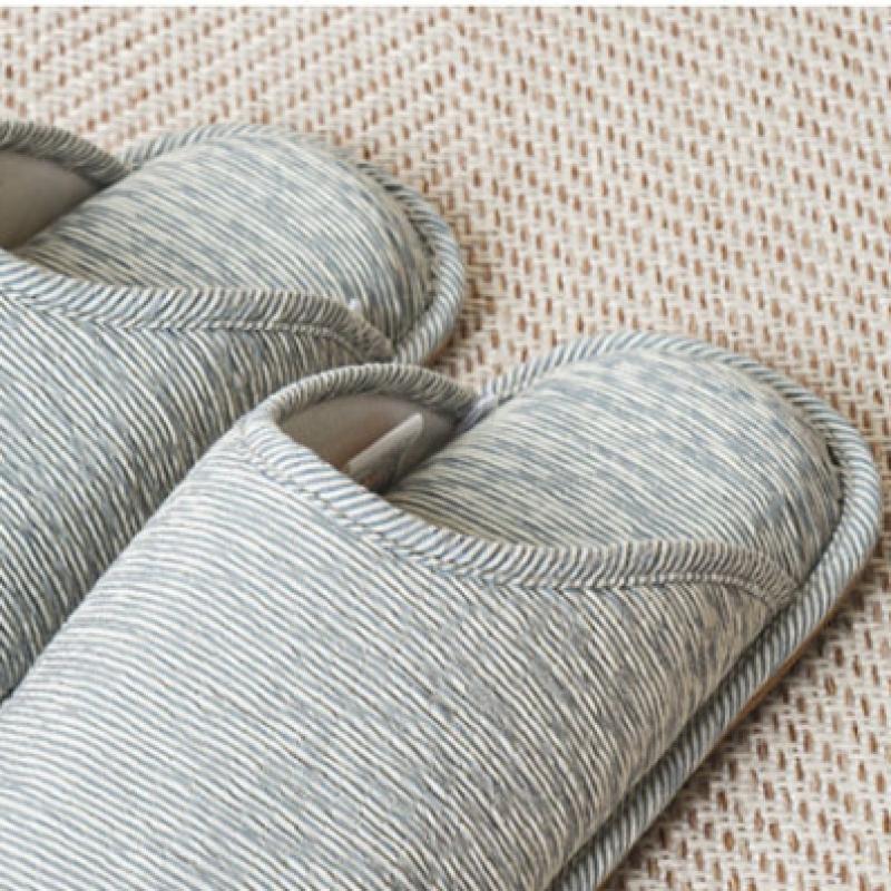 Daiso Fluffy Clogged Living Room Shoes 230 250 Mm Blue