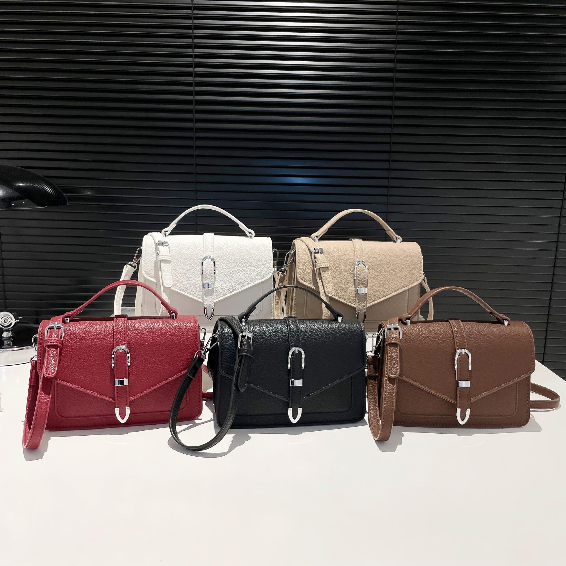 

2025 Retro Chic Korean Style Women s Crossbody Handbag червоний
