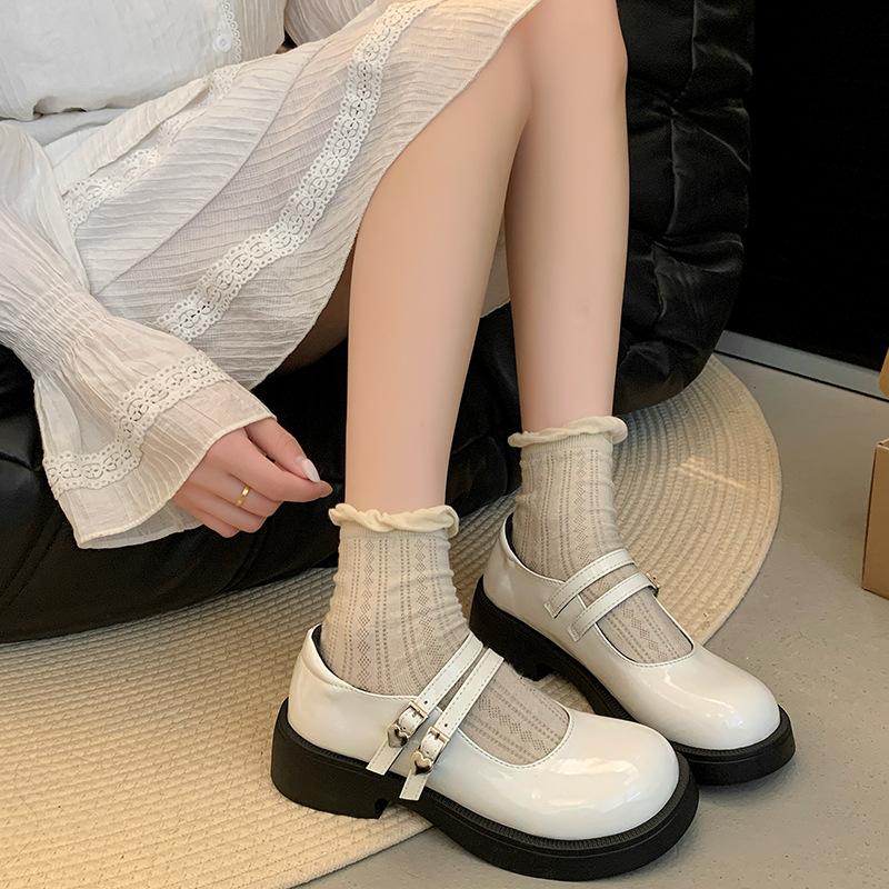 

Маленькие кожаные туфли в ретро британском стиле на толстой подошве для маленького мужчины, женские простые нескользящие туфли-бини на мягкой подошве для женщин 40 бежевый