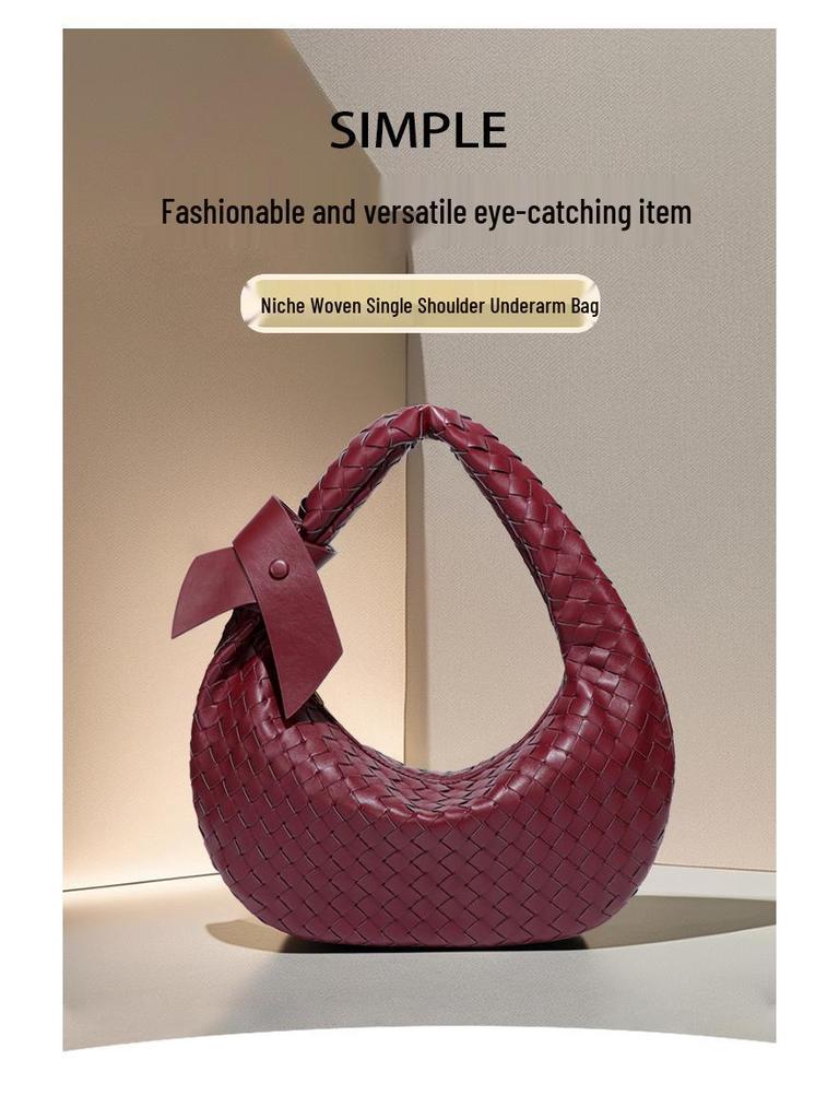 Large Capacity Woven Shoulder Bag - Trendy Crescent Dumpling Handbag, Underarm Style.