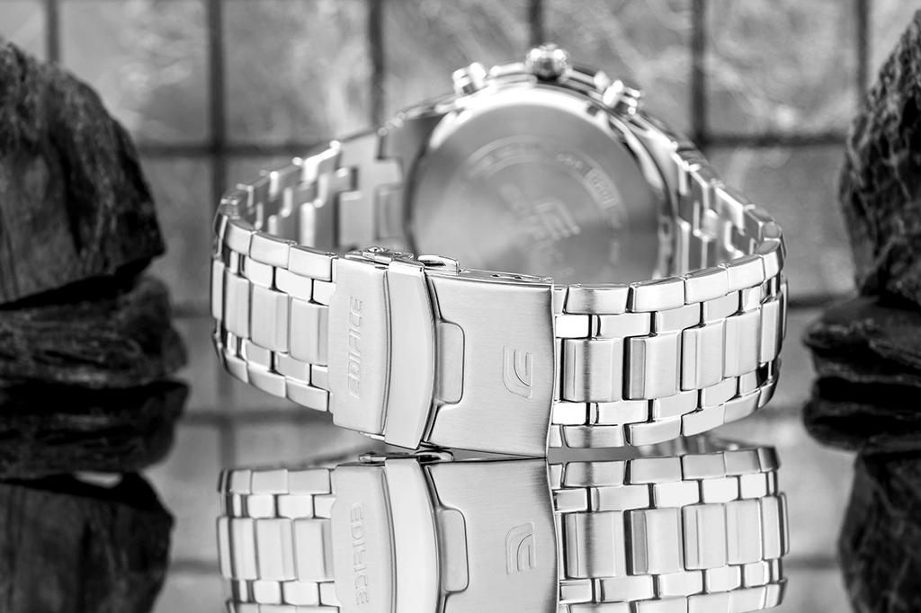 Herrenuhr CASIO EDIFICE EF-539D-1AVUDF + BOX