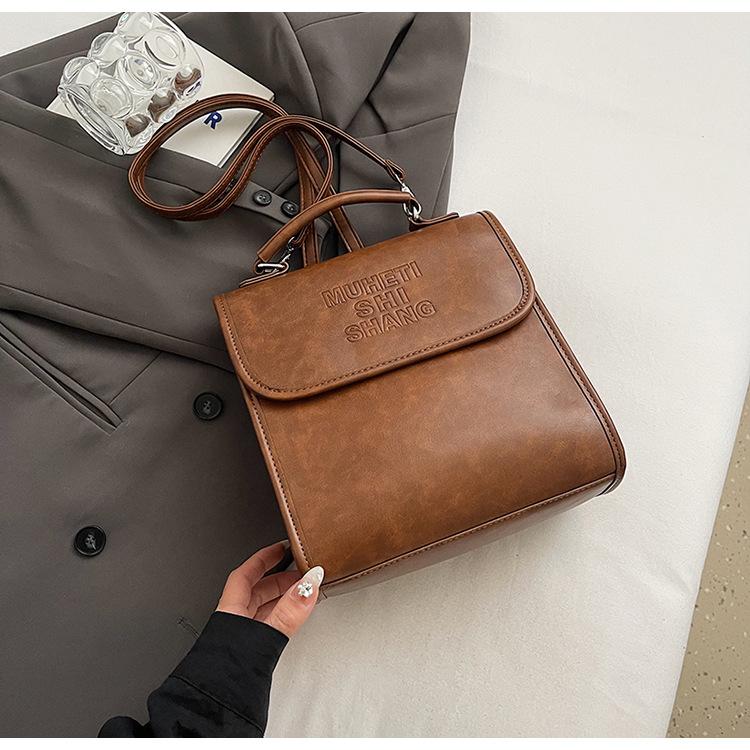 Retro Fashion Casual Handbag New Autumn and Winter Texture Trend College Students Go Out Backpack