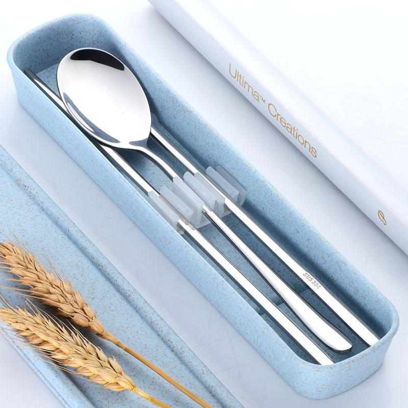 

18/8 Korean Stainless Steel Food Chopsticks Spoon Set Long Handle Flat Non-Slip Chopsticks Dessert Spoon Dinnerware Set With Box