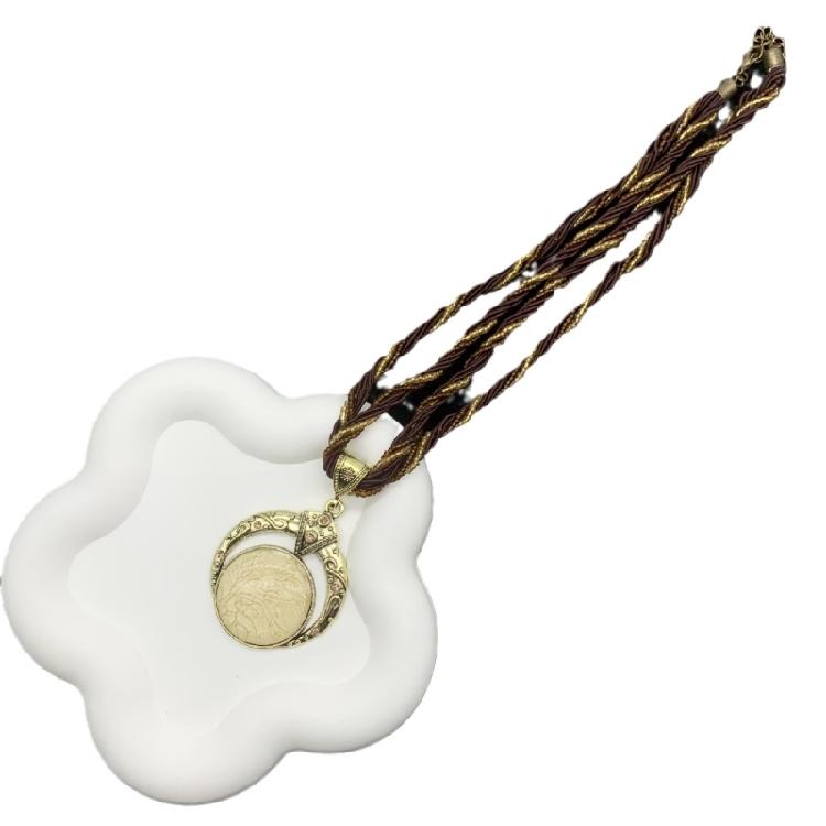 Nature Inspire Bohemian Styles Necklace with Distinctive Bead Designs Suitable for Music Festivals and Casual Event