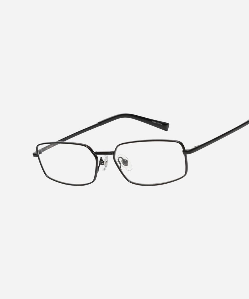 Neotelia Biyani · Black