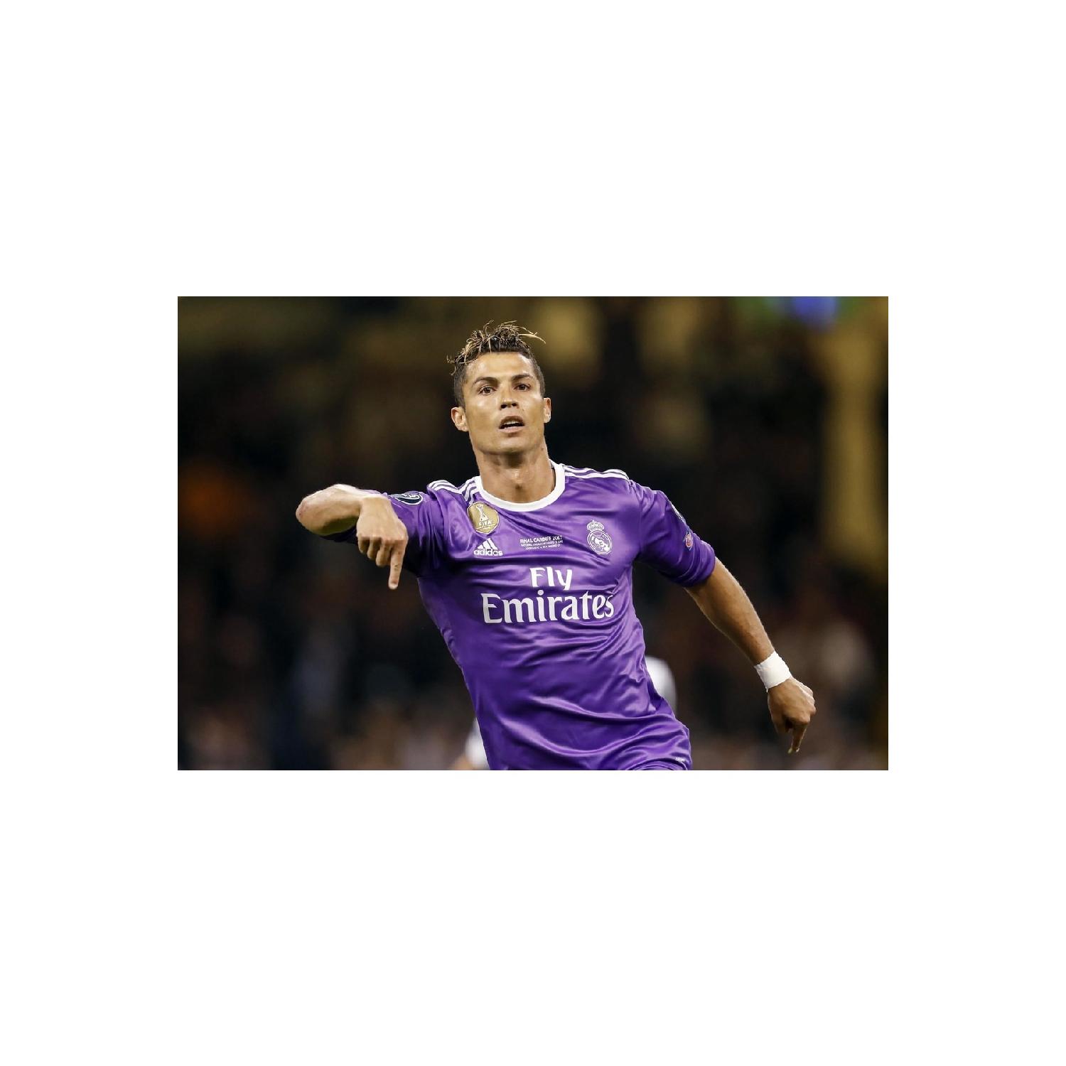 

Реал Мадрид 2017 Кардифф Финал Лиги Чемпионов Криштиану Роналду Джерси