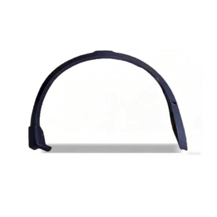 LR073238 passt auf die Abdeckung des Abschlepphakens am hinteren Stoßfänger des 2015 Land Rover Explorer Sport.