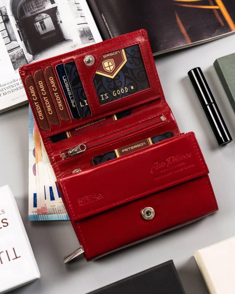 Medium women's wallet made of genuine leather - Peterson
