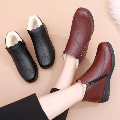 Stivaletti invernali caldi in pelle da donna casual antiscivolo scarpe da mamma scarpe con fondo medio per scarpe in cotone caldo da donna