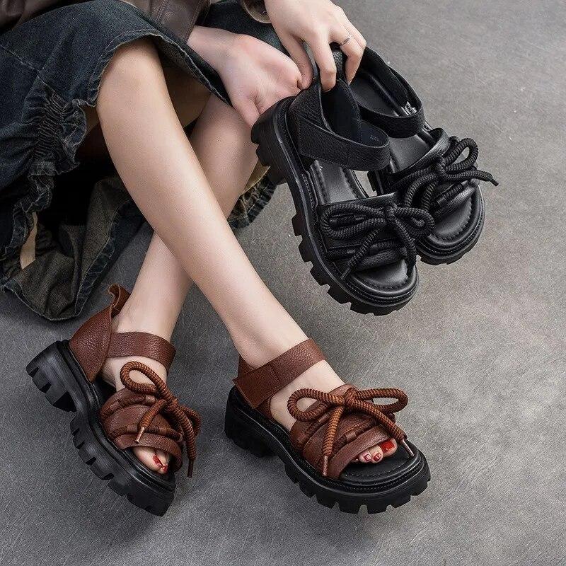 Johnature Wszechstronne sandały z odkrytymi palcami i pętelkami. Buty damskie w stylu retro z prawdziwej skóry na grubej podeszwie