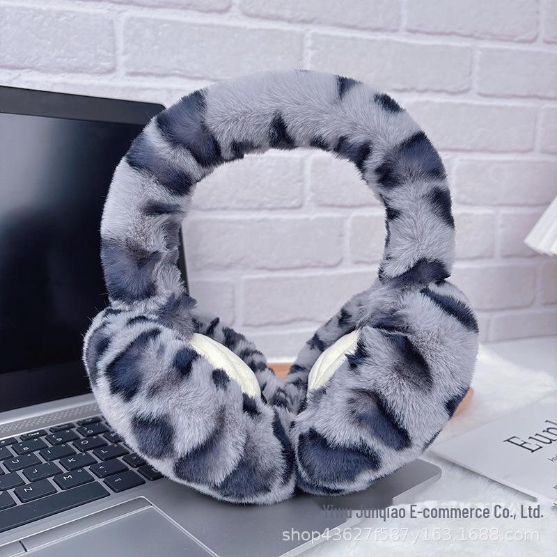 Women's Plush Earmuffs: Antifreeze, Warm, and Stylish for Outdoor Autumn and Winter Cycling