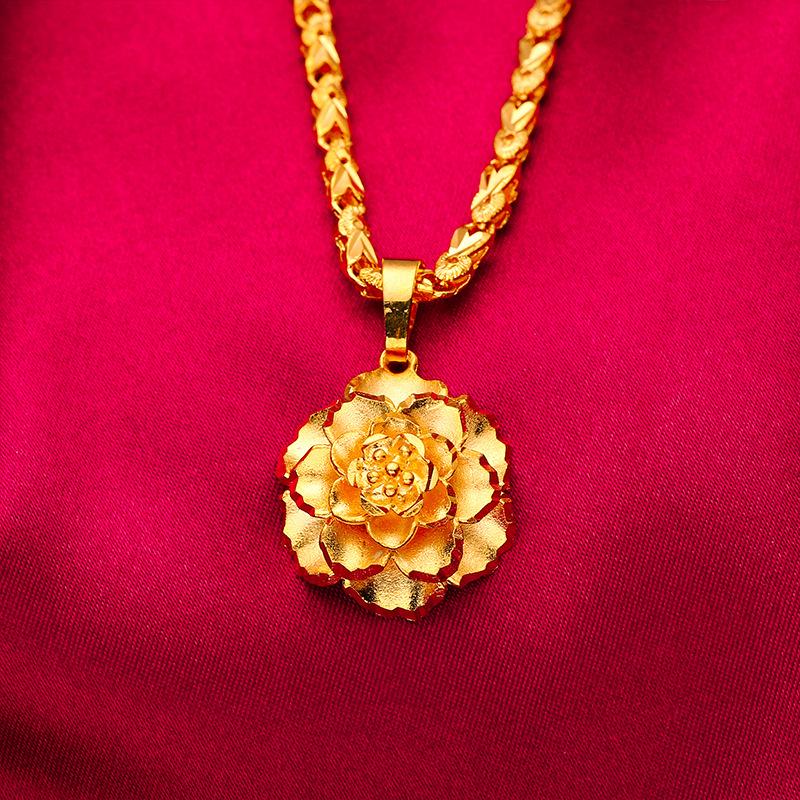 24K Gold Plated Four-Leaf and Small Fish Necklace - Elegant Sand Gold Finish