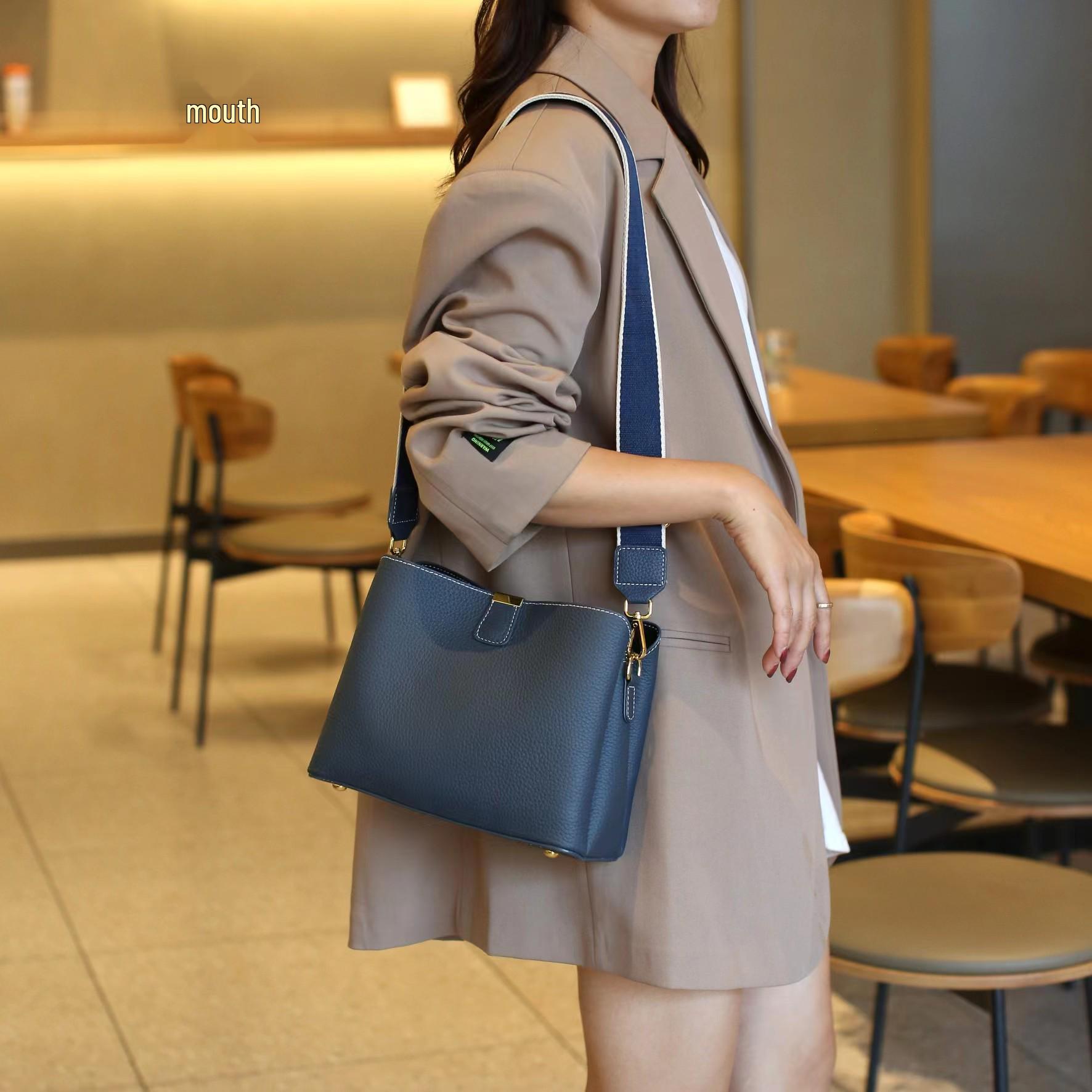 

Универсальная женская сумка из натуральной кожи, лето 2025 - Элегантная, модная плетеная модель