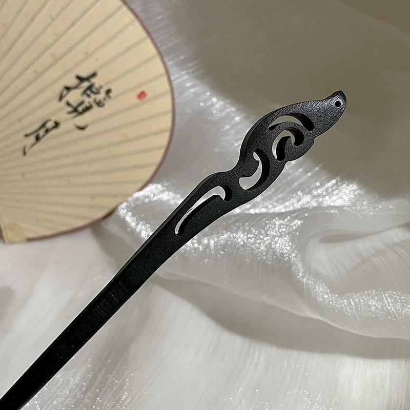 Elegant Retro Tassel Hairpin for Hanfu Updo - Women's Chinese Style Metal Hair Clip