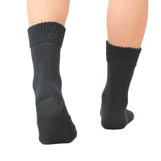 Taiyo Knit Smooth Heel Moisturizing Heel Socks for Sizes 700L Men's Socks, Large, Calluses, 26-28cm, (Black)