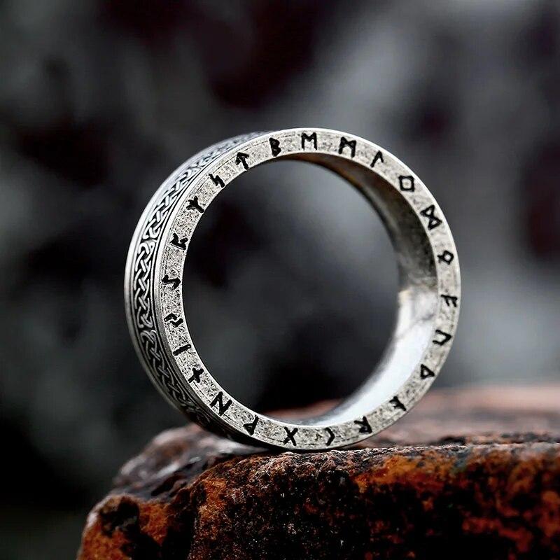 Neue Vintage Nordic Viking Rune Ring Für Männer Frauen Einfache 316L Edelstahl Viking Odin Brief Ring Retro Amulett Schmuck geschenke