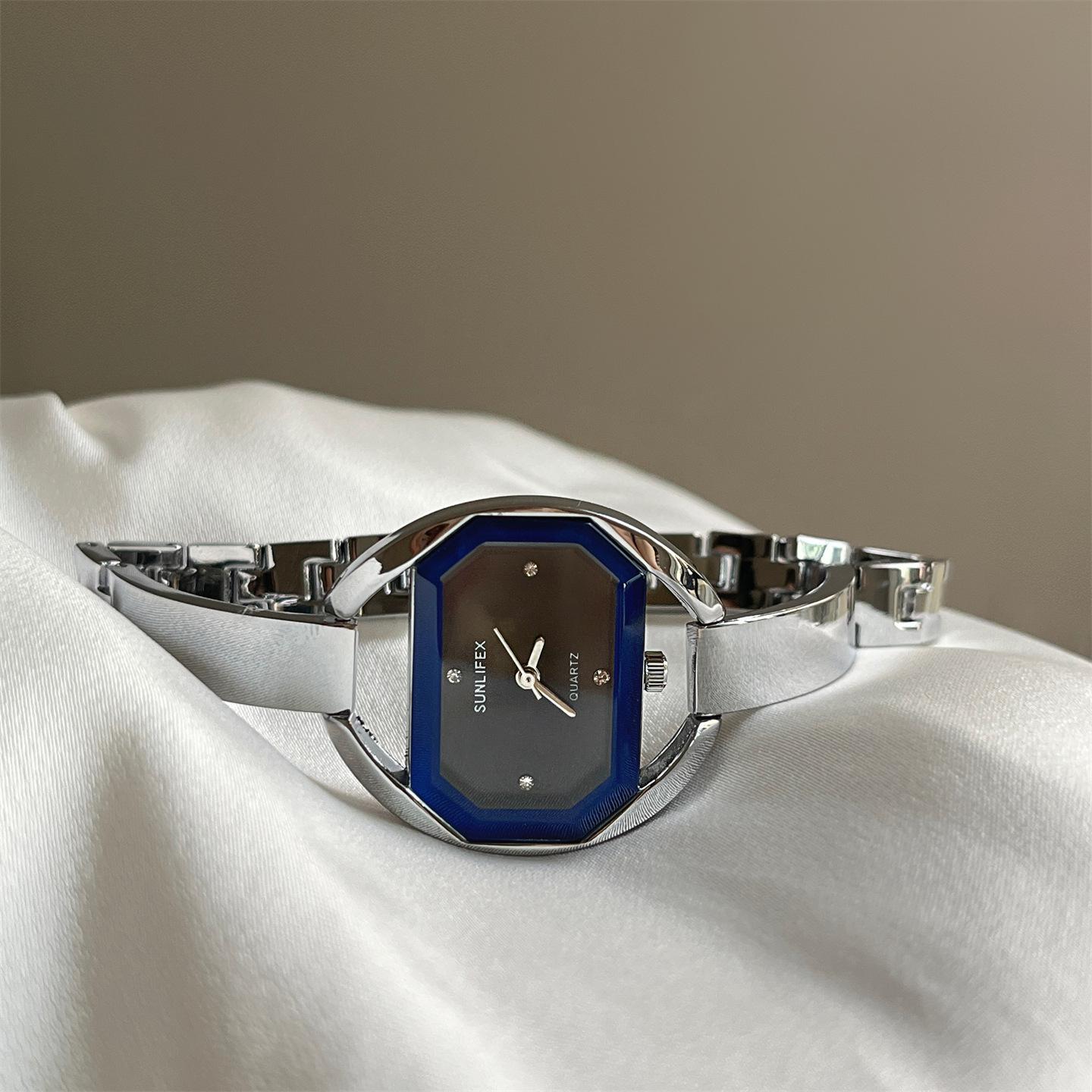 

Sunlifex Rectangular Watch Women S Exquisite Small Fragrance Fine Belt Temperament Women S High-End Bracelet Watch