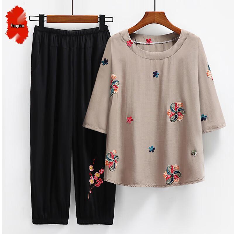 Elderly Women s Embroidered Cotton-Silk Summer Casual Set