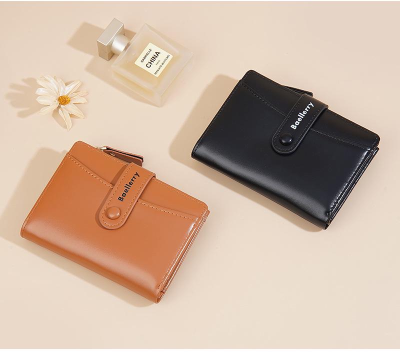 Women's Short Style Wallet: Large Capacity Multi-Card Holder & Coin Purse