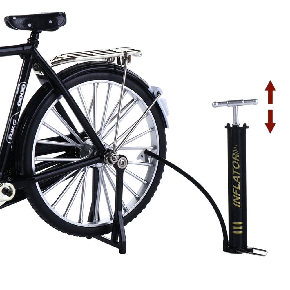 Ornament Diecast Alloy Cycling Figurine Vintage Bicycle Model Retro Bicycle Model Simulation Bicycle Retro Bicycle