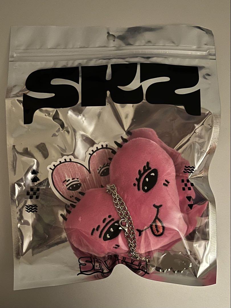 

[USED] Stray Kids member Hyunjin