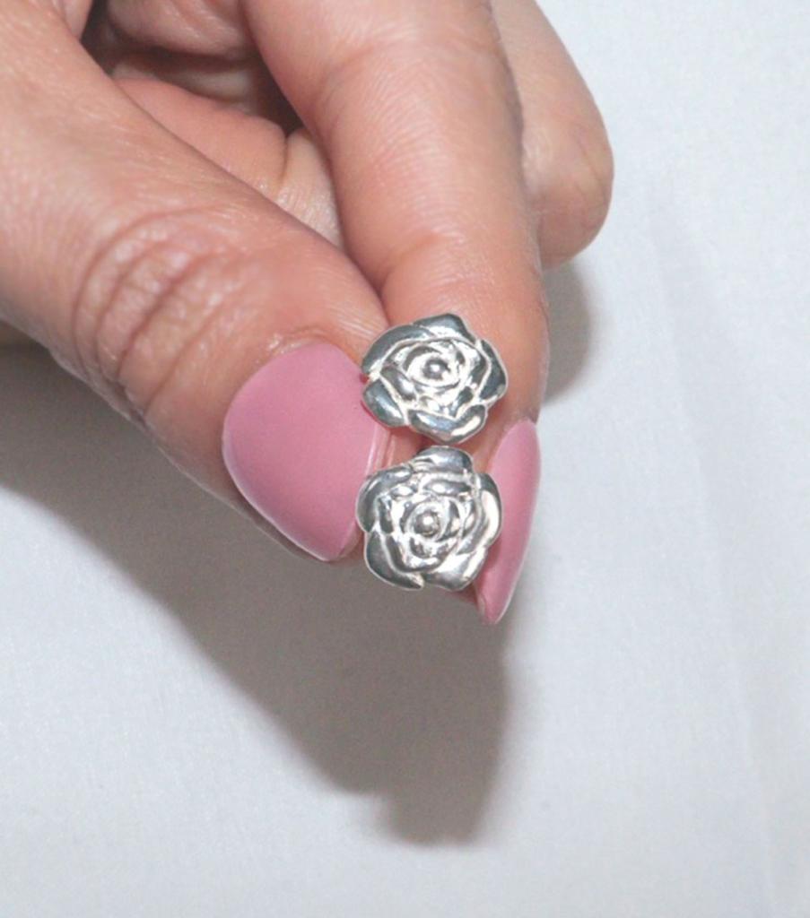 Loasi Lovely Rose. Rose Stud Earrings