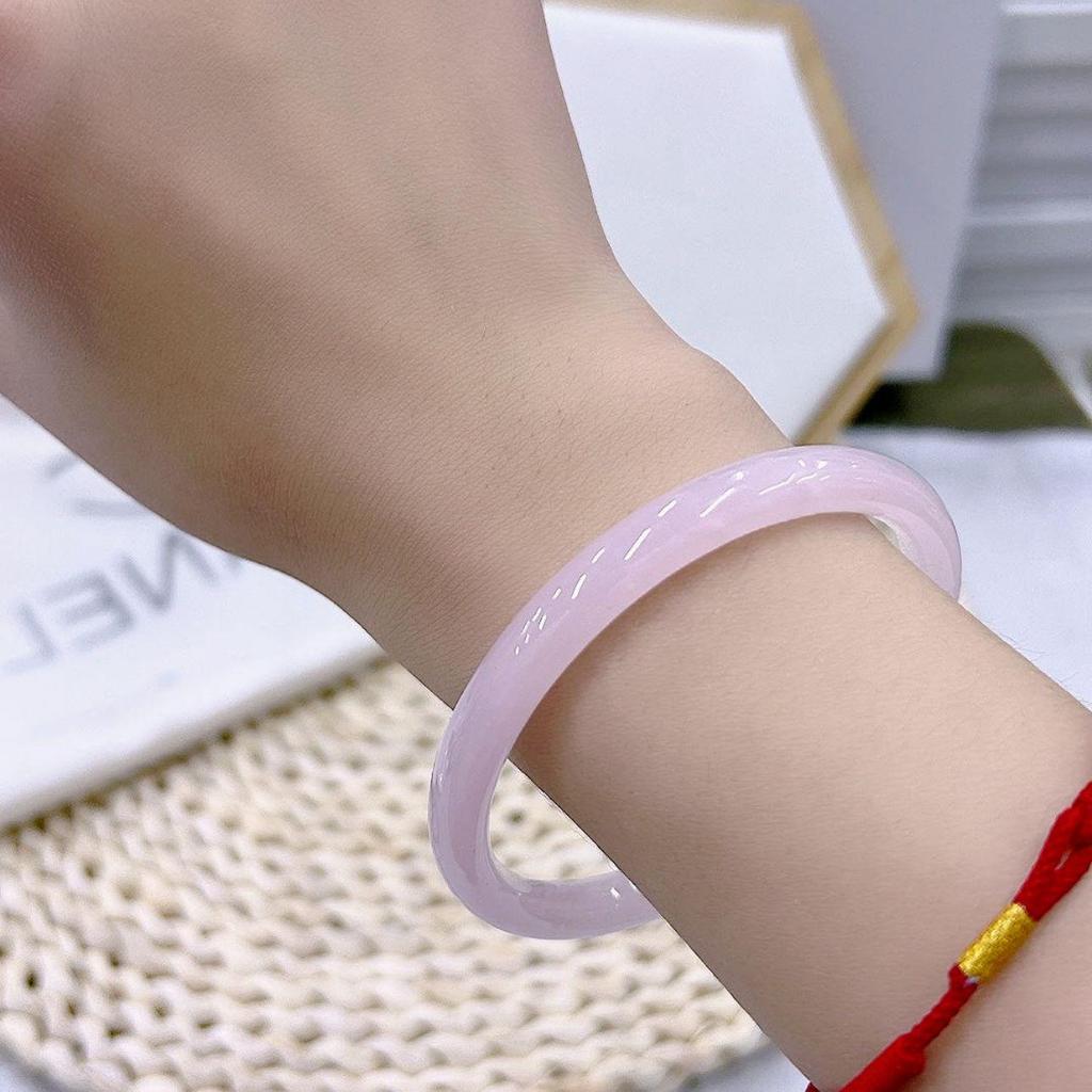Elegant Chinese Style Jingle Bracelet: Ice-Transparent, Non-Fading Round Bangle Collection