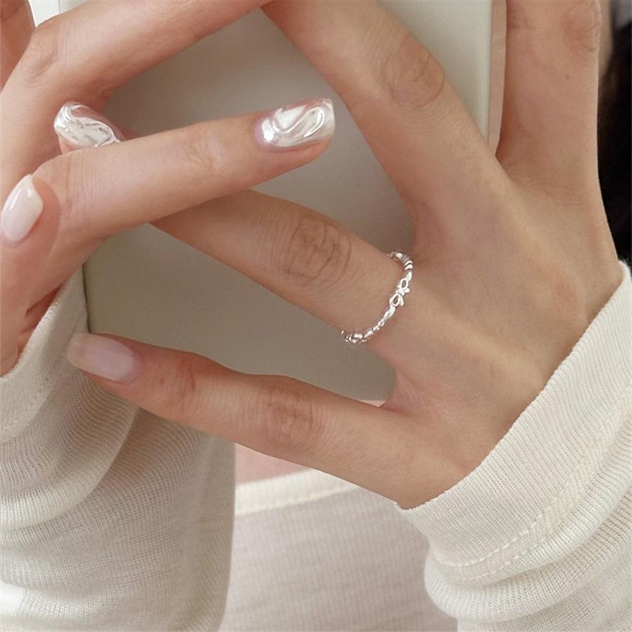 Japan and Korea Small Fresh Flower Ring's Sterling Silver Bow Plain Ring Index Finger Ring Simple Open Ring