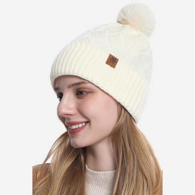 

Зимняя теплая вязаная шапка-бини